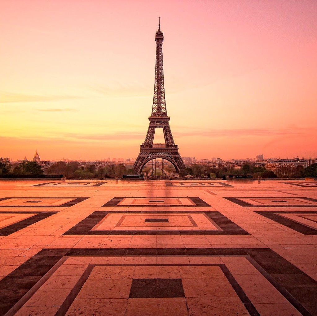arcanum photo instagram de la tour Eiffel