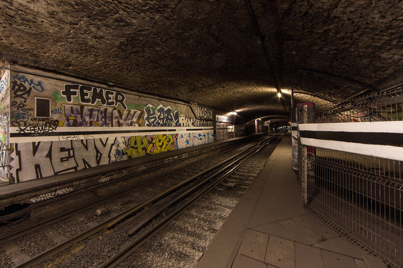 station fantome metro paris arsenal