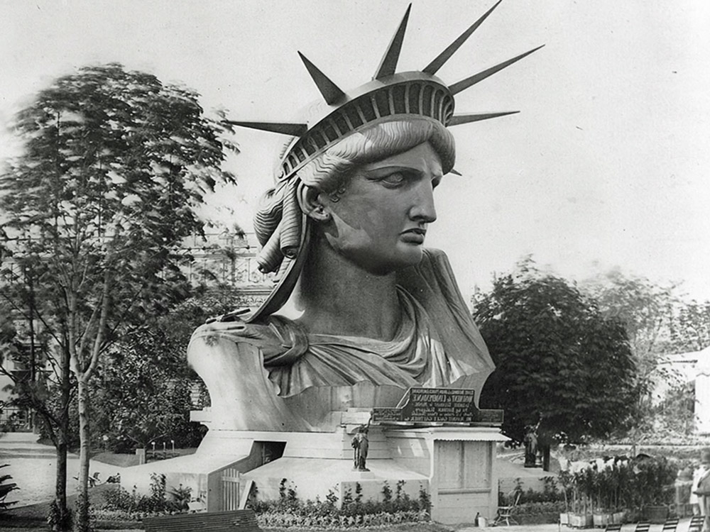 La construction de la Statue de la Liberté à Paris