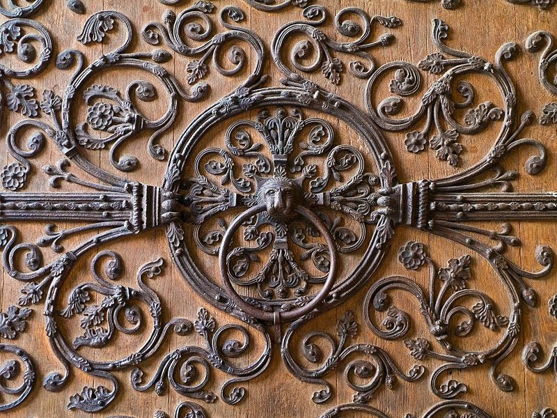 Notre-Dame de Paris et la l&eacute;gende des portes du Diable de Biscornet