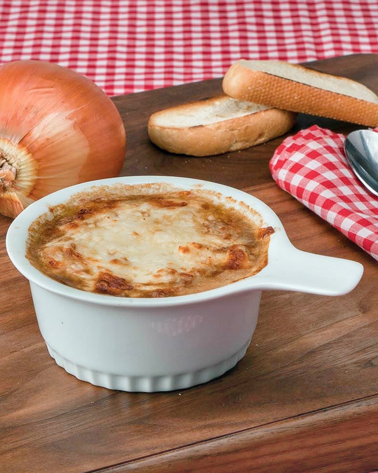 La soupe à l'oignon gratinée est une tradition parisienne