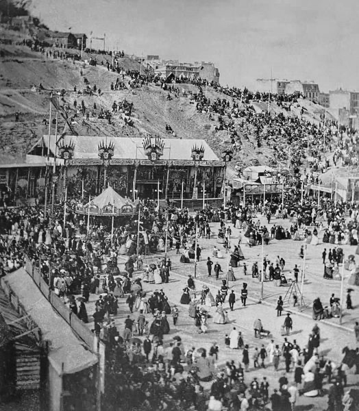 Grosse fête à Montmartre